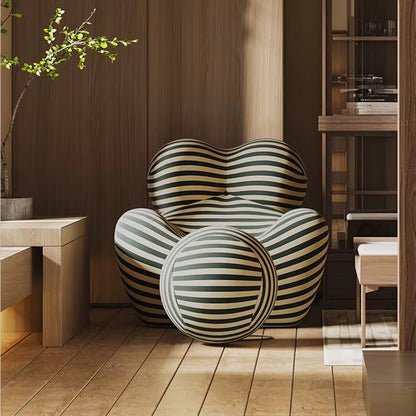 Muse Chair
